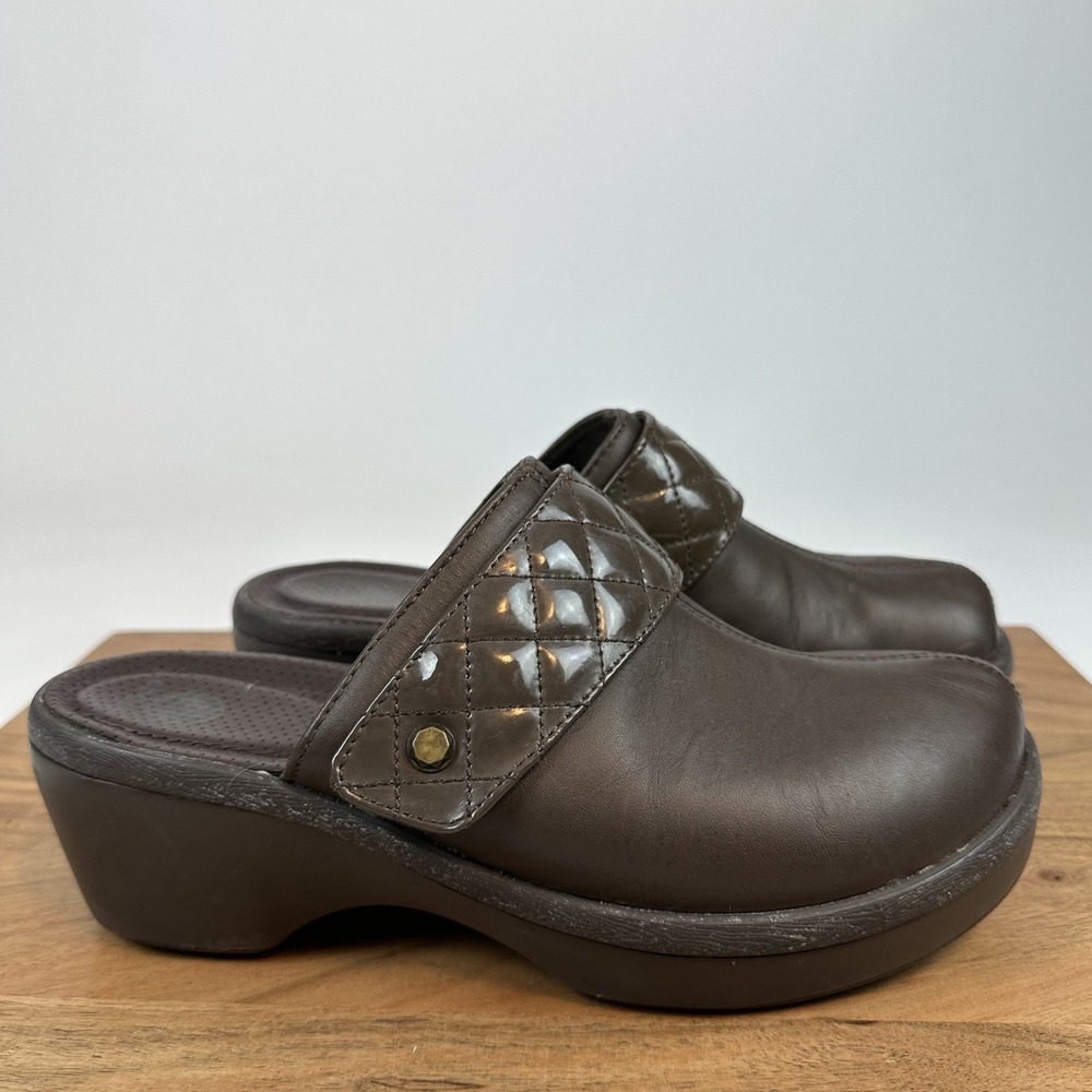 Womens Crocs Cobbler Brown Leather Quilted Comfort Slip On Mules Clogs Size 10 M